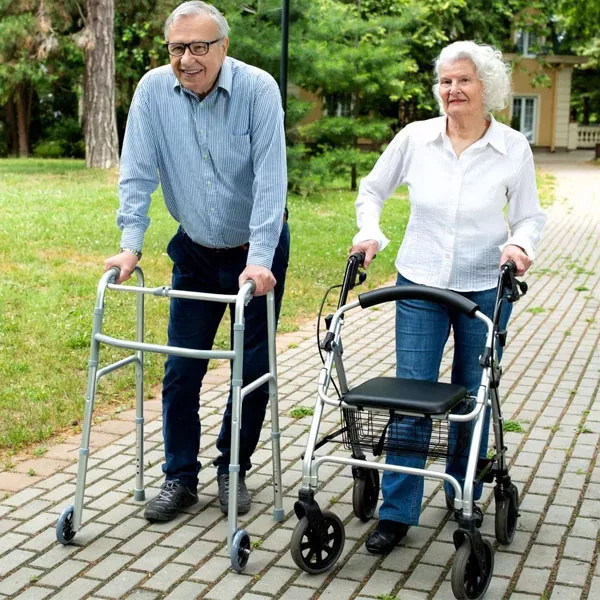 Rollators vs. Standard Walkers: The Ultimate Guide for Seniors Seeking Mobility
